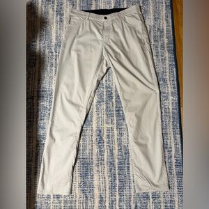 Nike Golf Pants Men’s 32/32 Stone Color